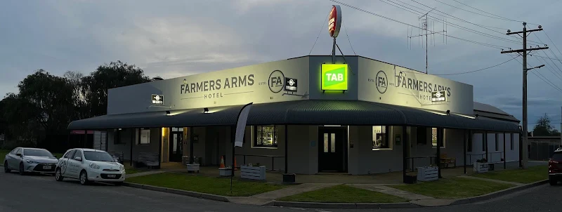 Farmers Arms Bar & Bistro