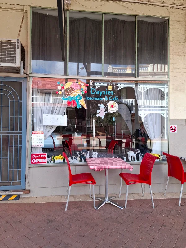 Dayzies Icecream & Cafe