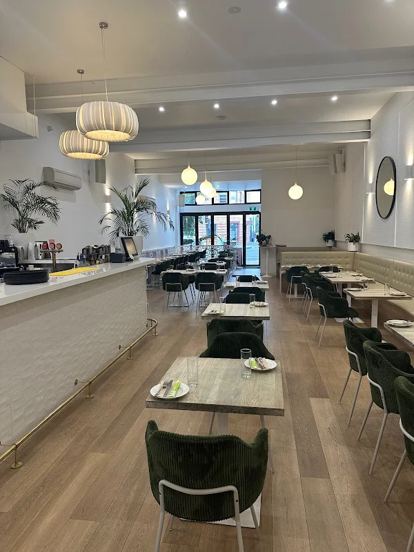 frankie. Bar & Eatery