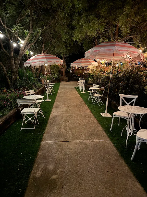Kimmi & Co Teahouse