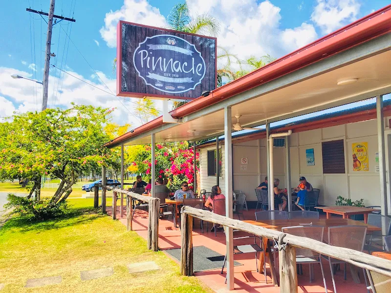 Pinnacle Family Hotel
