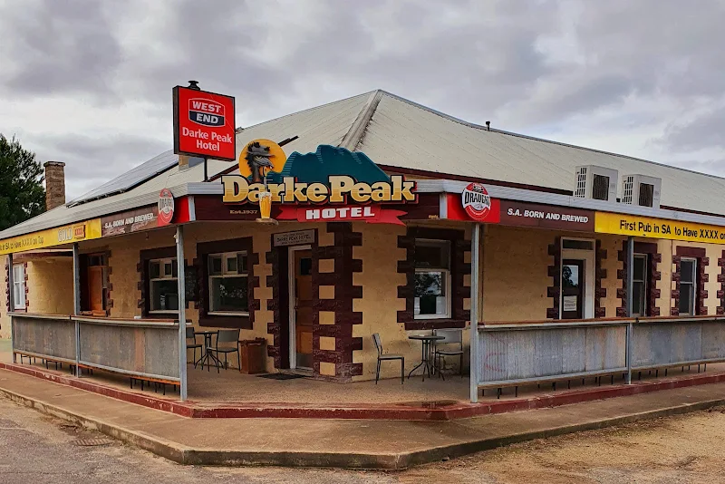 Darke Peak Hotel
