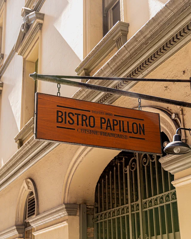 Bistro Papillon