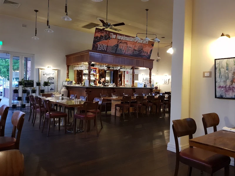 Midland Tavern Bar & Grill