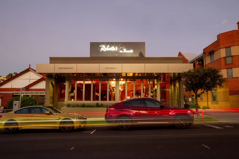 Roberto's on Bennett
