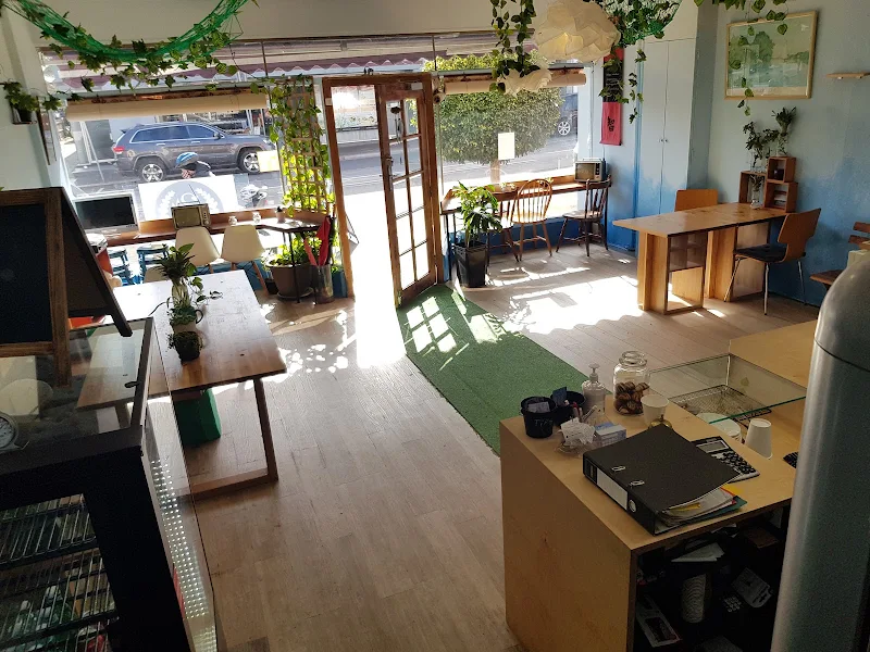 28 Seconds Cafe