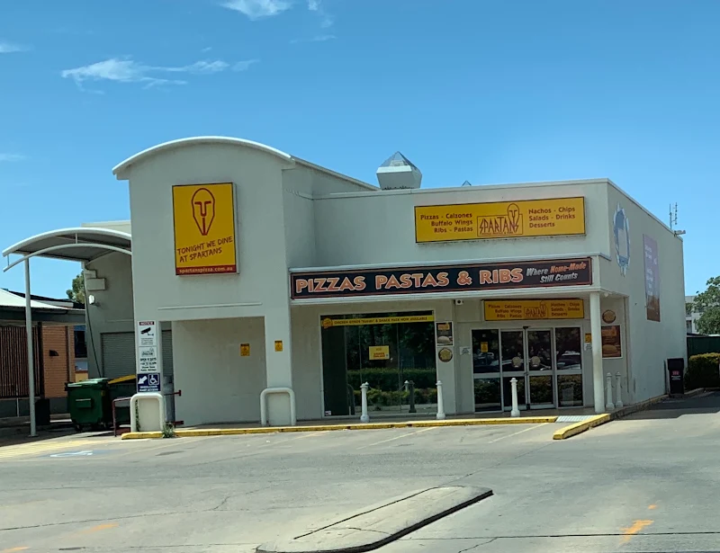 Spartans Pizzas, Pastas & Ribs