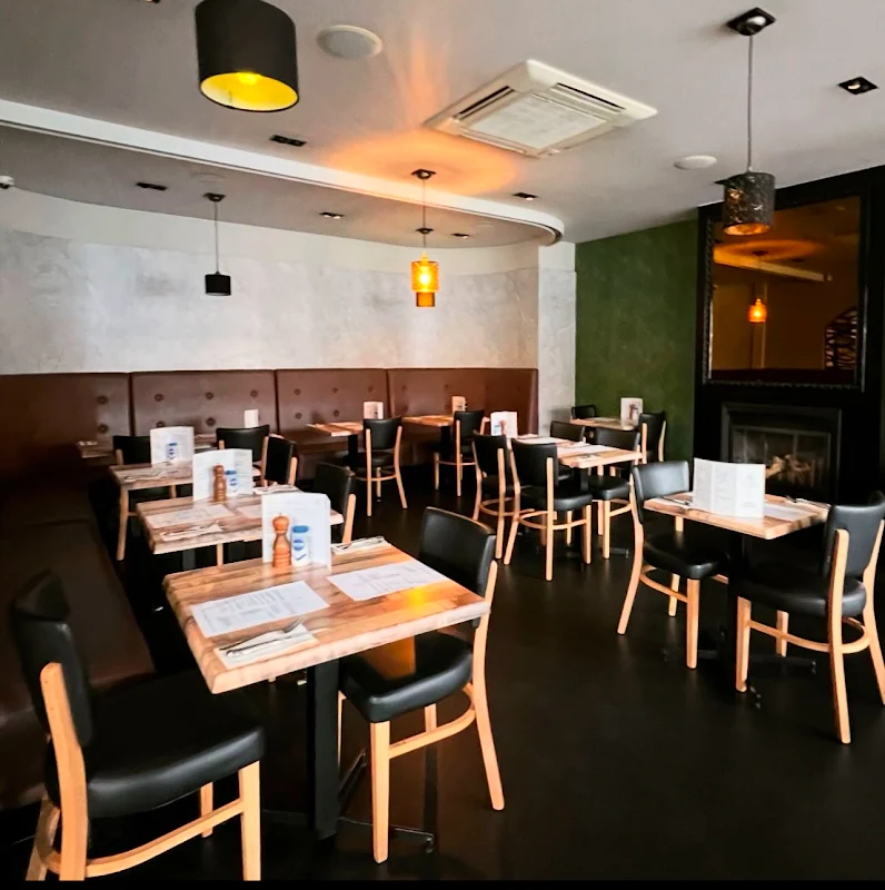 Elaia Cafe Restaurant