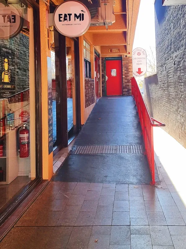 Eat Mi Neutral Bay