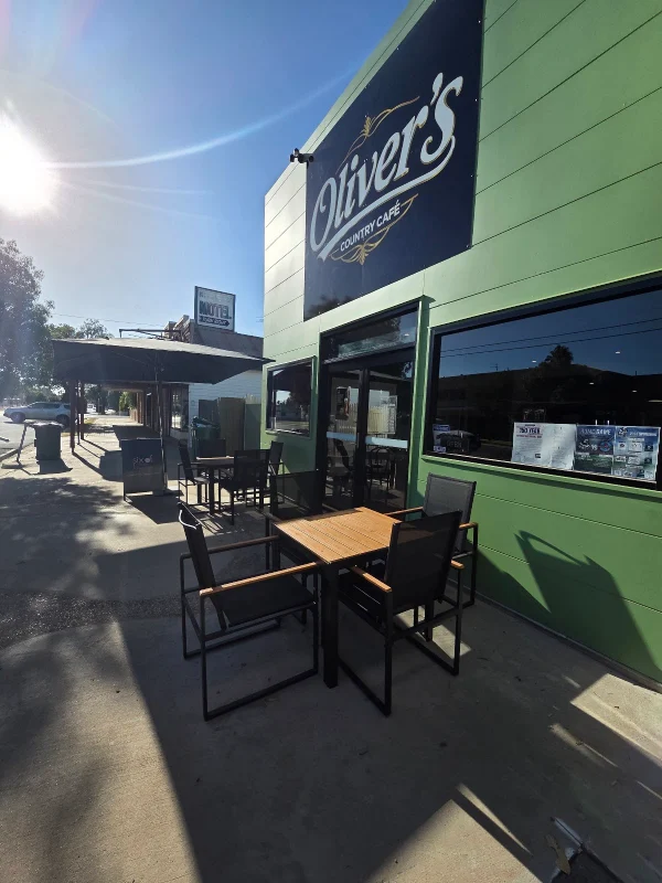 Oliver's Cafe