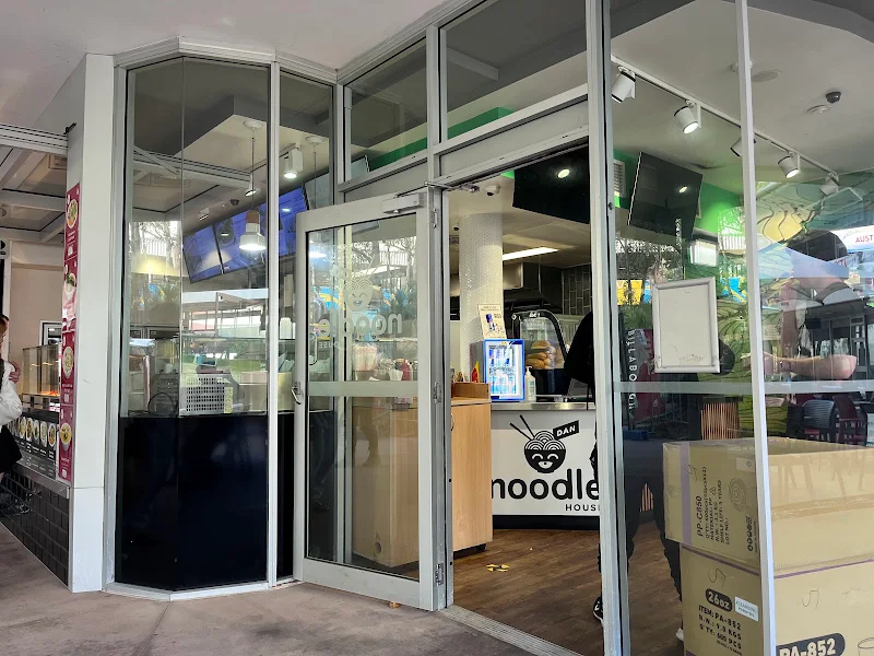 Dan Noodle House