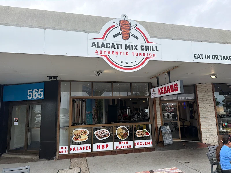 Alacati mix grill kebab
