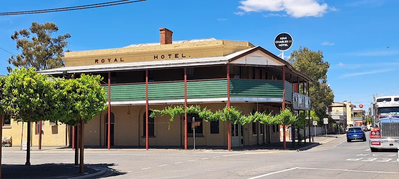 Royal Hotel