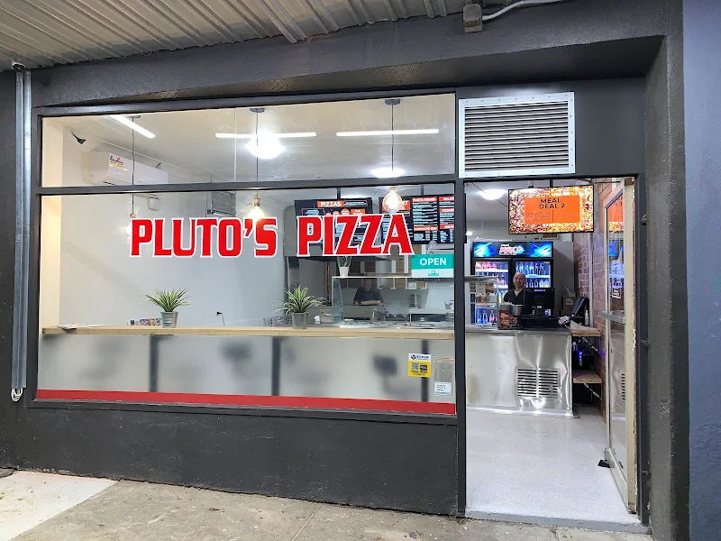 Pluto's Pizza