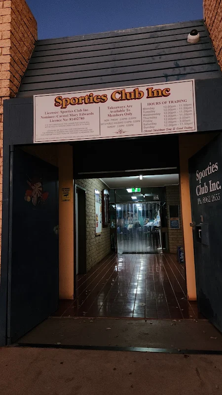 Sporties Club