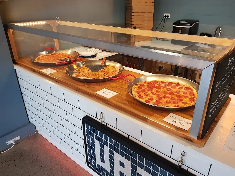 Uptown Pizza