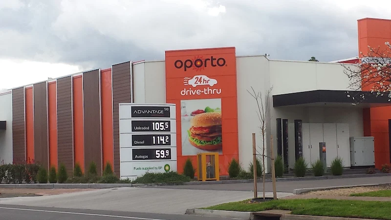 Oporto Glenside Drive Thru