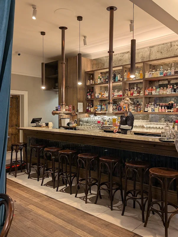 Lost Captain Restaurant & Taphouse