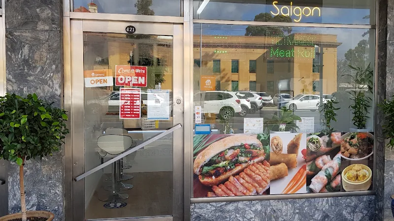 Saigon Vietnamese Rolls