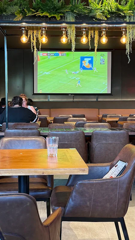 Lone Star Rib House & Brews Eastern Creek Quarter (ECQ)