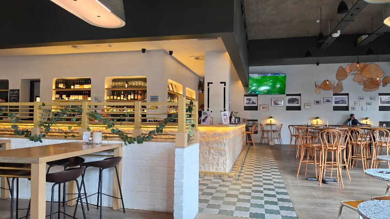 Quello Bar