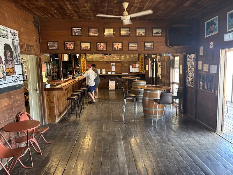 Crocodile Dundee's Walkabout Creek Hotel