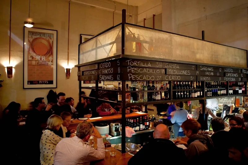 MoVida Next Door