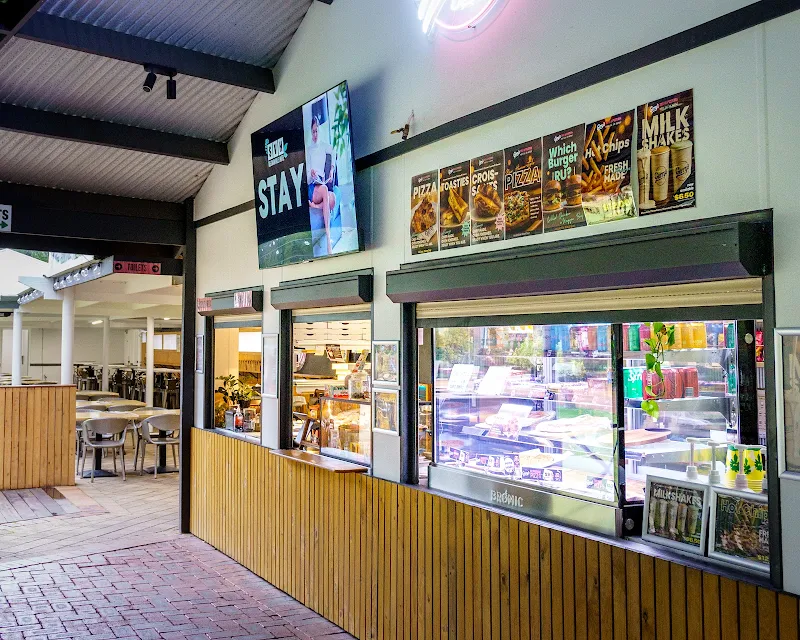 Gerry's Deli & Pizzeria