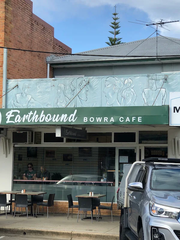 Earthbound Bowra