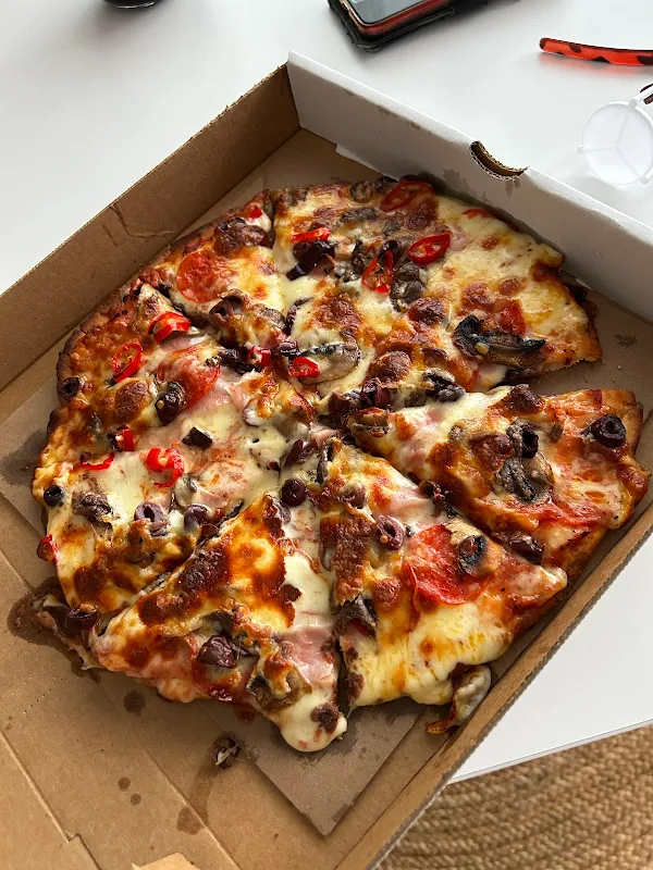 Pizza This Pizza That