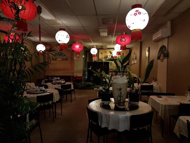 Lucky Inn