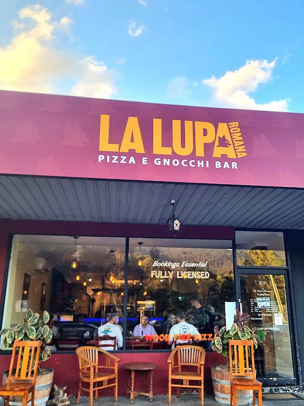 La Lupa Romana Pizza e Gnocchi Bar