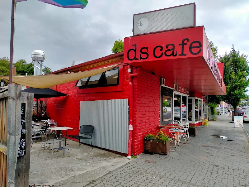 DS Coffee House Cafe