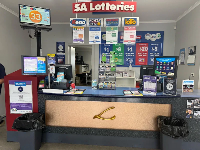 Foxies Parcel Point
