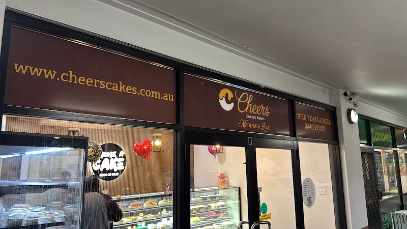 Choose A Cake Swan View