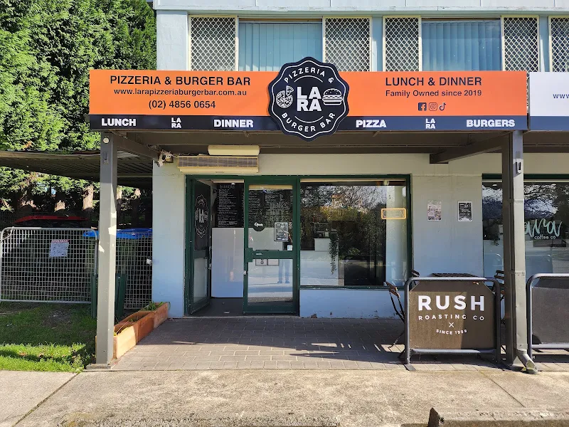 LARA Pizzeria and Burger bar