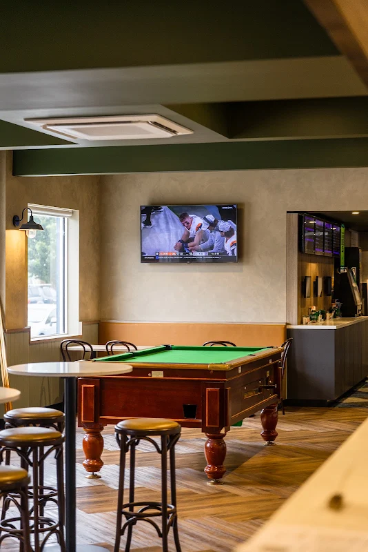 Kingston Hotel