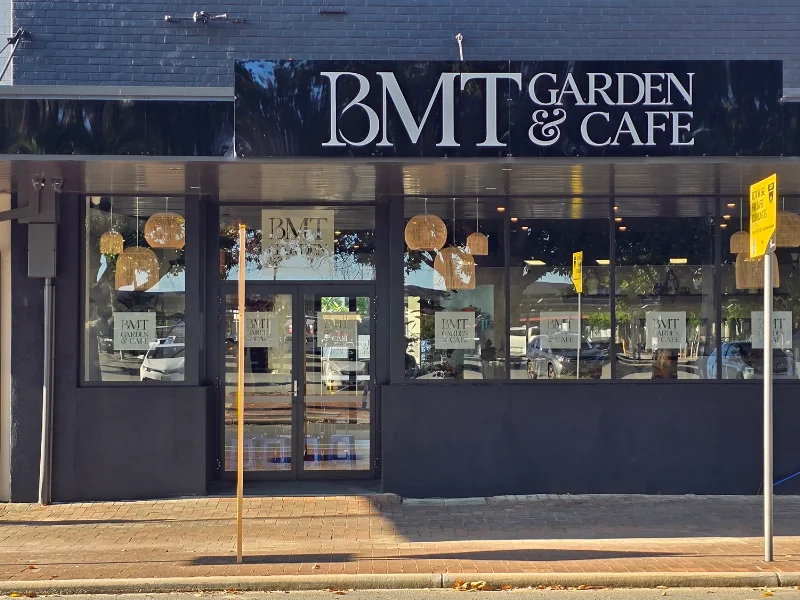 BMT Garden & Cafe