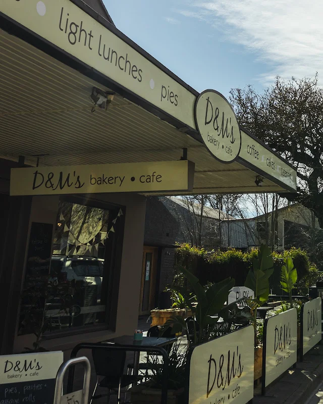 D&M’s Bakery Cafe.