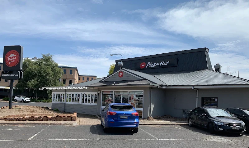 Pizza Hut