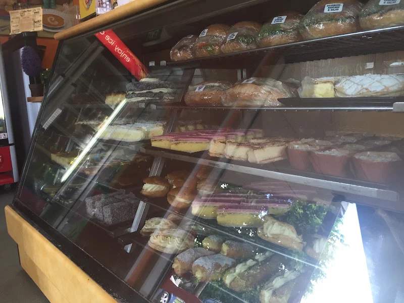 Pomona Bakery