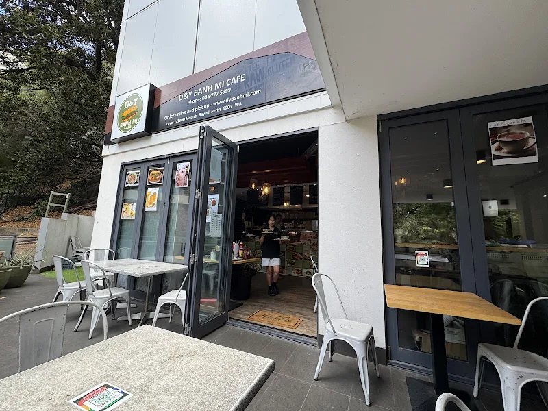 D&Y Banh Mi Cafe