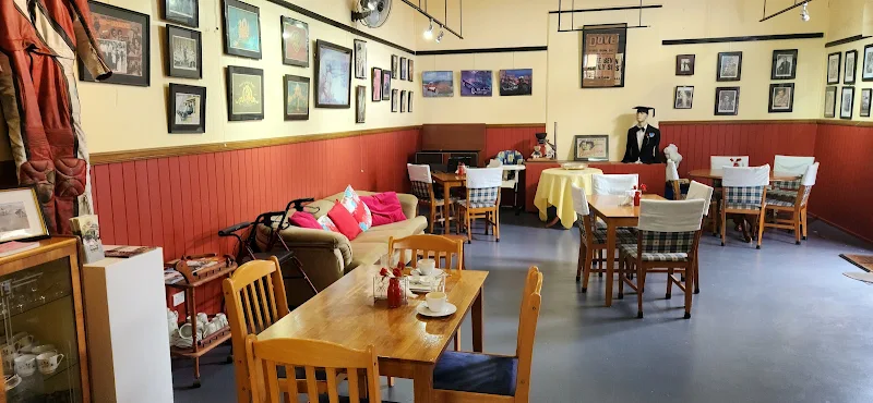 Gallery Coffee Shop