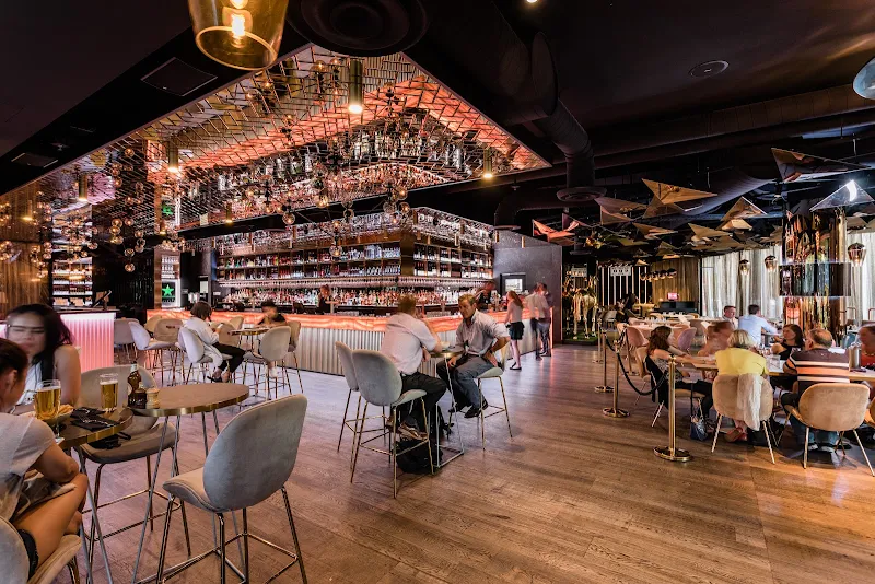 Left Bank Melbourne Restaurant & Cocktail Bar