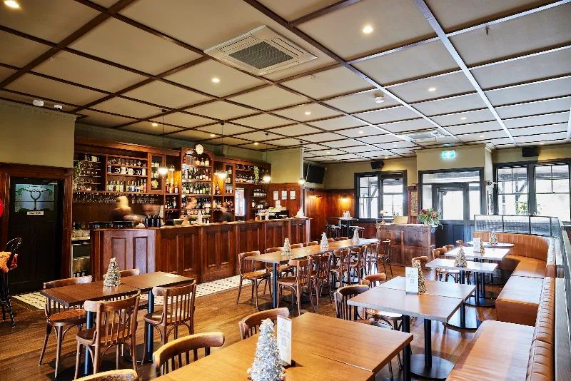 Panton Hill Hotel