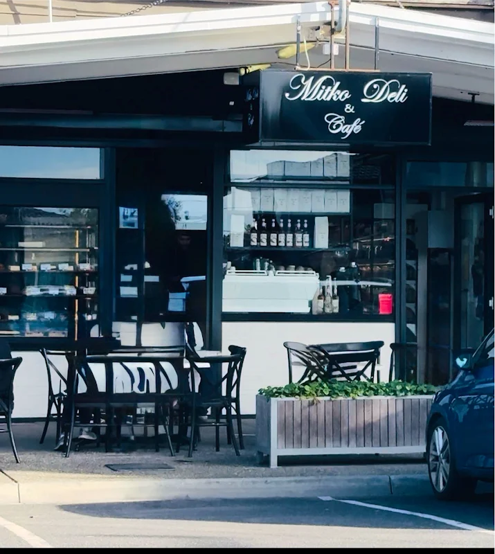 Mitko Deli & Café