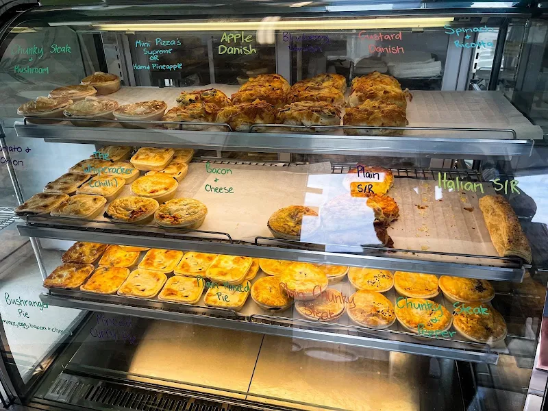 Deeragun Pie Shop & Bakery