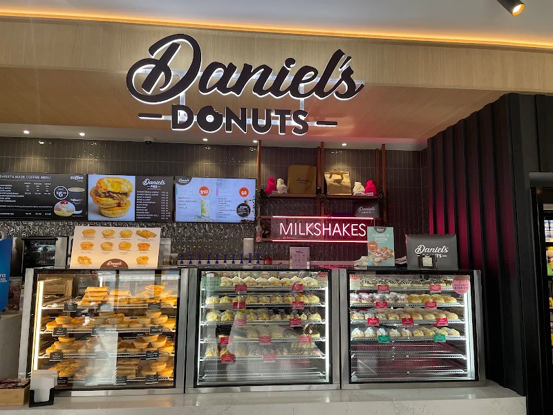 Daniel's Donuts Wallington