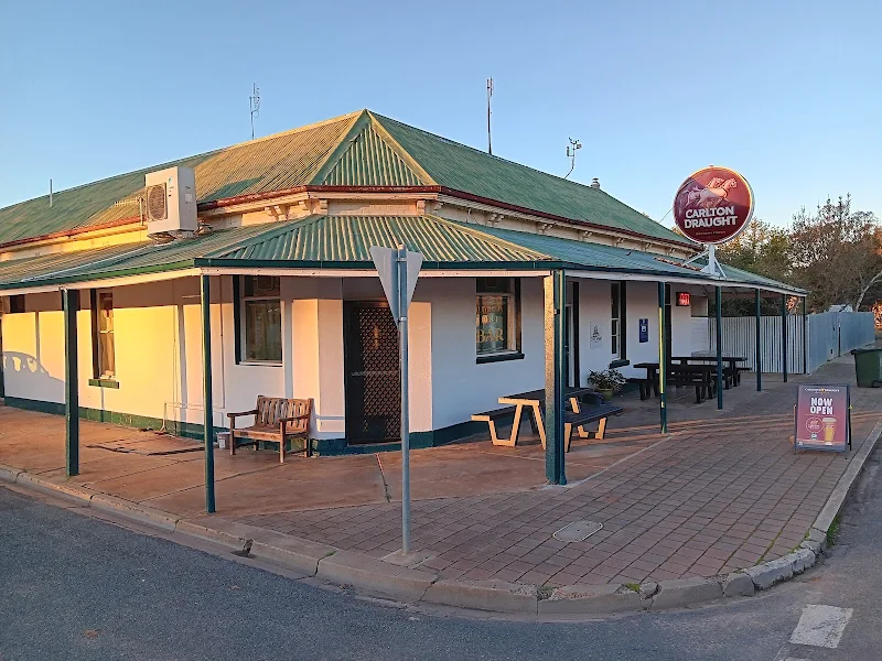 Commercial Hotel