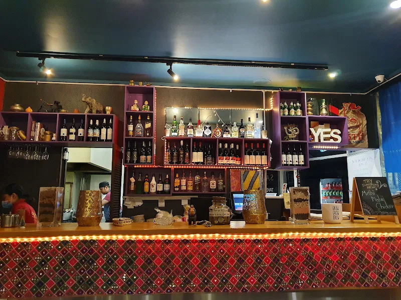 Sari's Restaurant